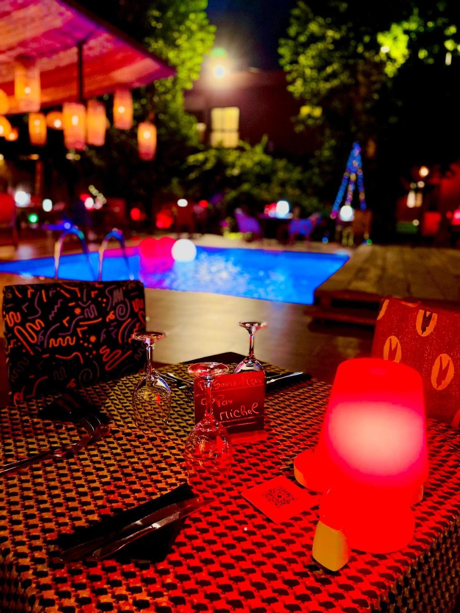 ホテル Le Patio ロメ エクステリア 写真