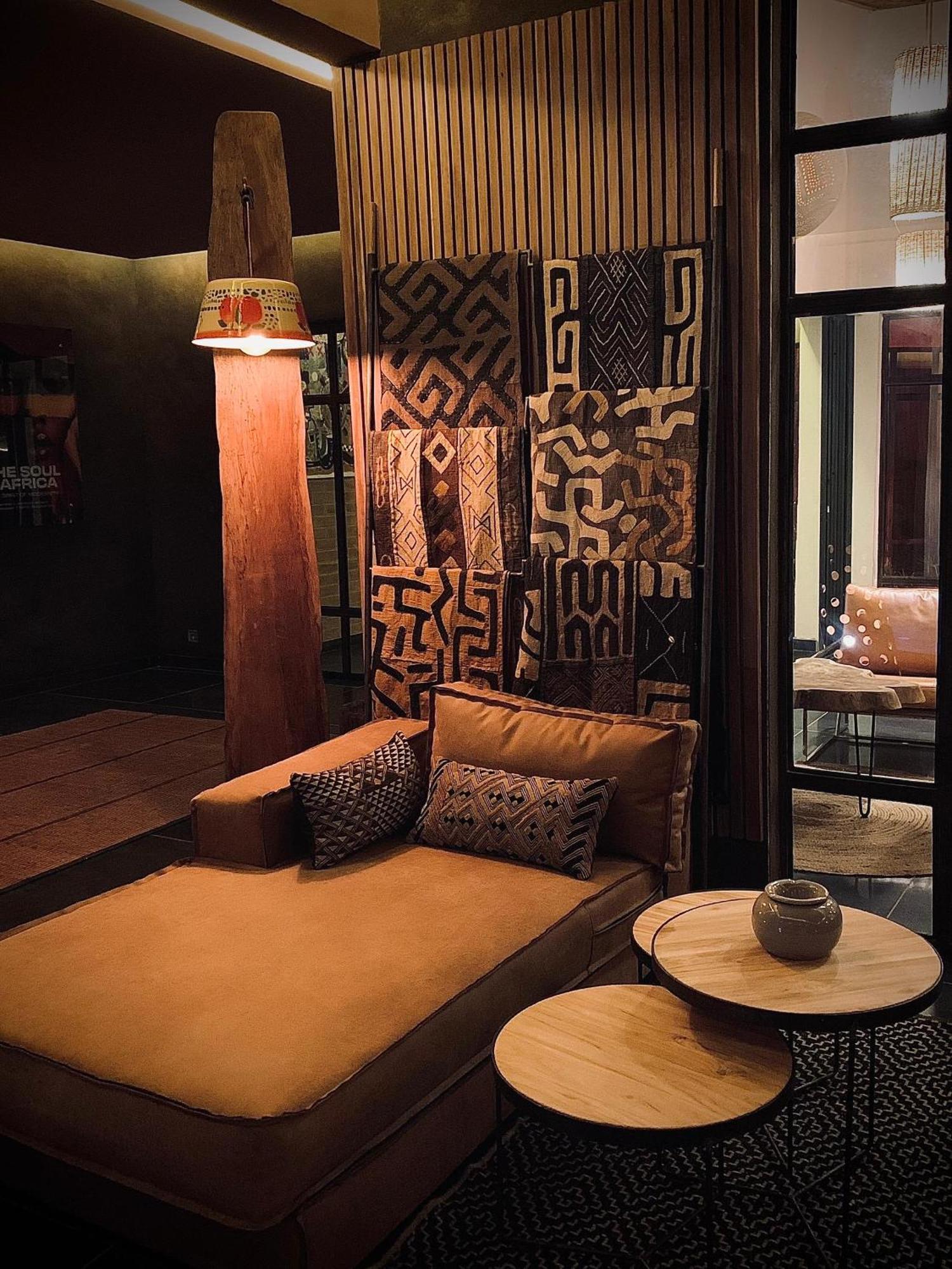 ホテル Le Patio ロメ エクステリア 写真
