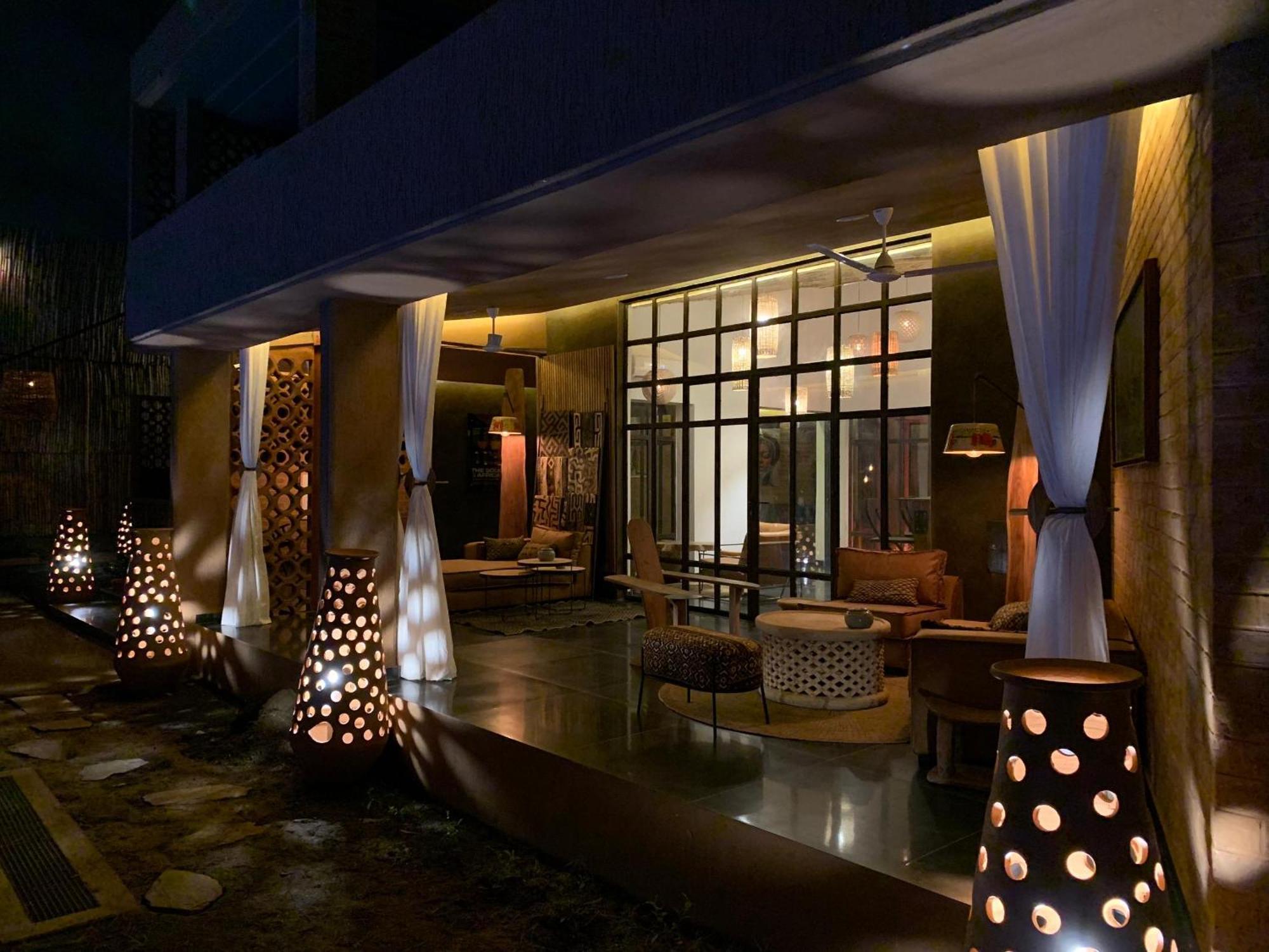 ホテル Le Patio ロメ エクステリア 写真
