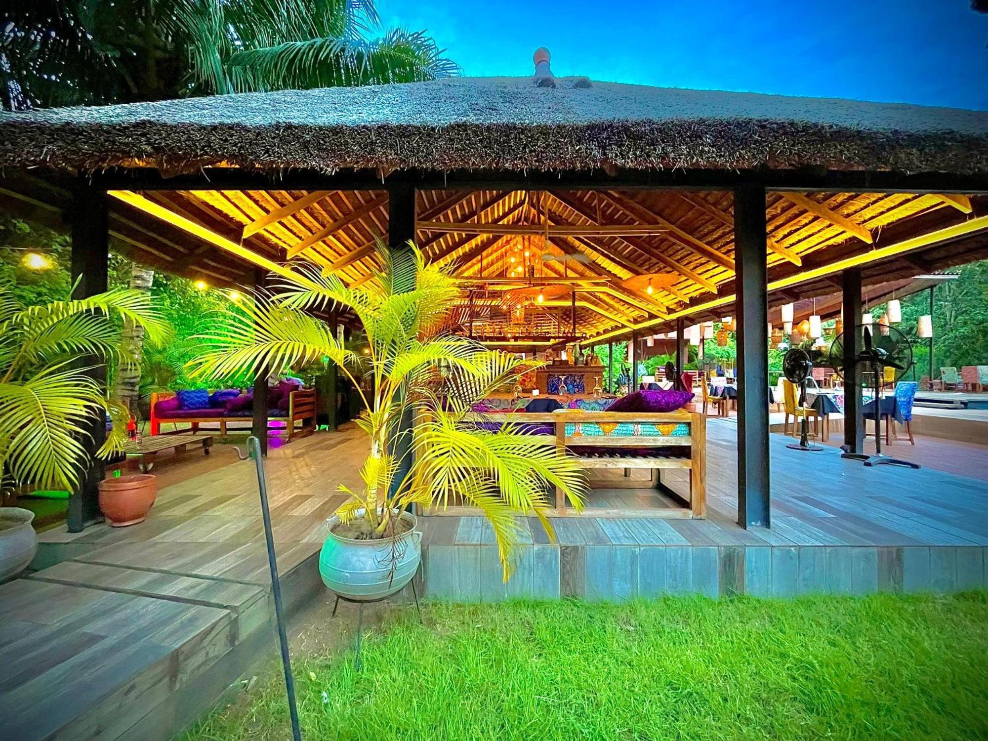 ホテル Le Patio ロメ エクステリア 写真