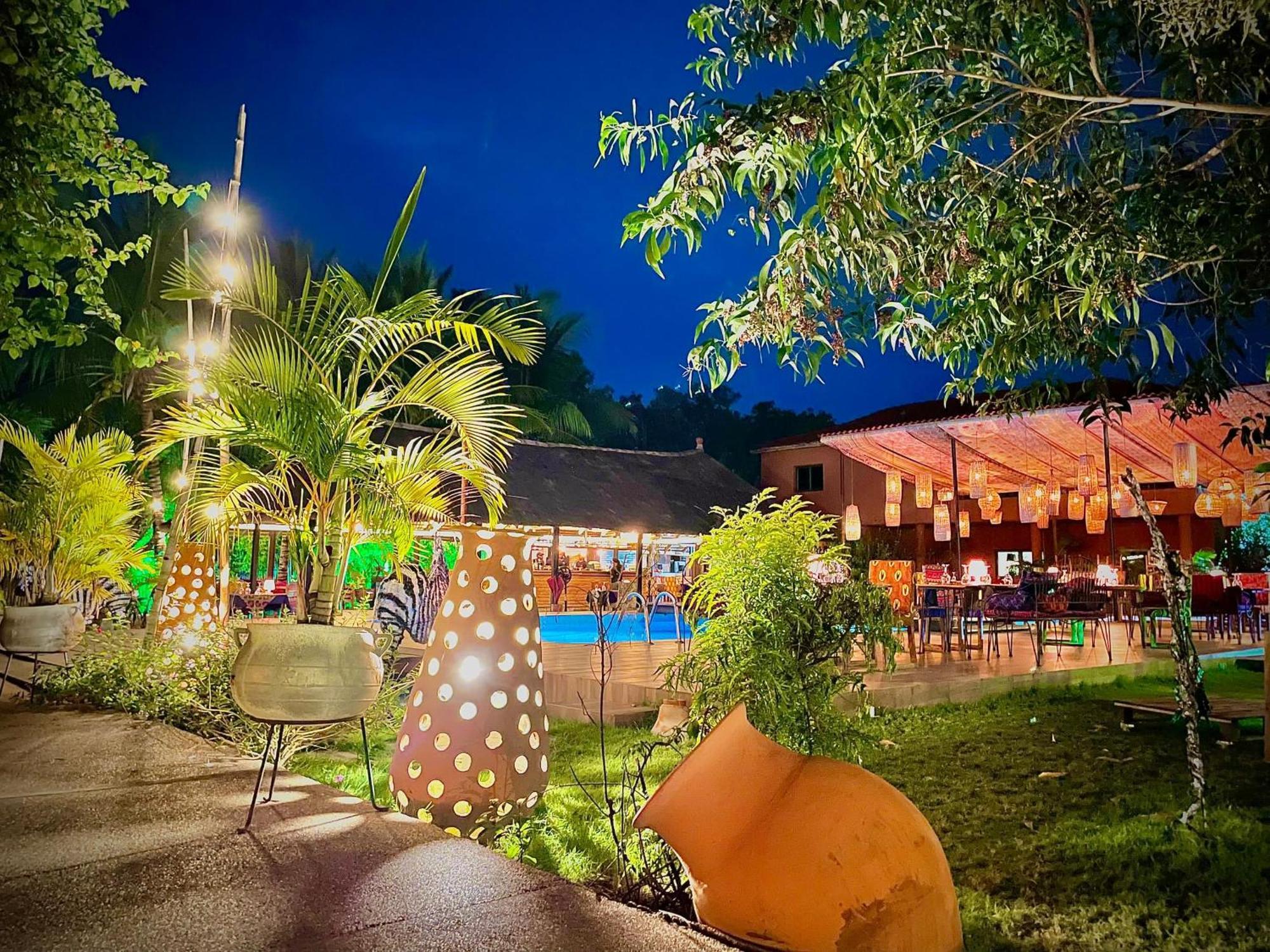 ホテル Le Patio ロメ エクステリア 写真