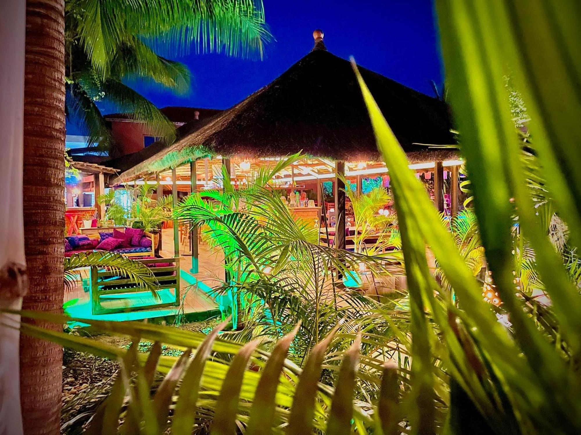 ホテル Le Patio ロメ エクステリア 写真