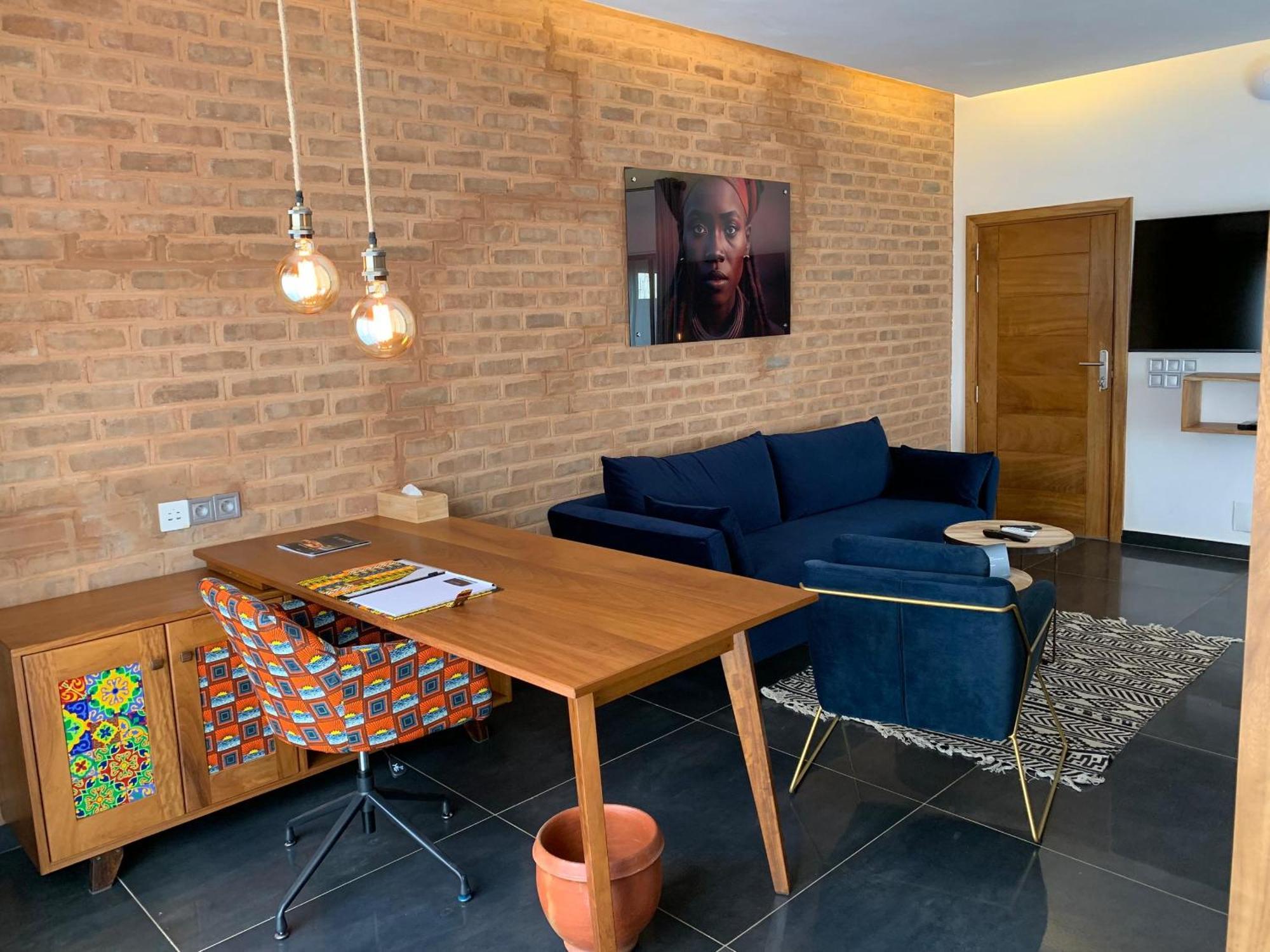 ホテル Le Patio ロメ エクステリア 写真